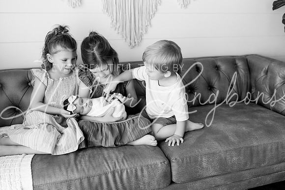 Emery Newborn-35BW