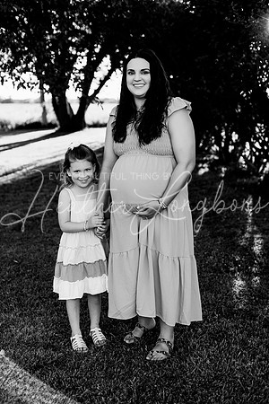 Tyler and Mackenzie Maternity 2024-38BW