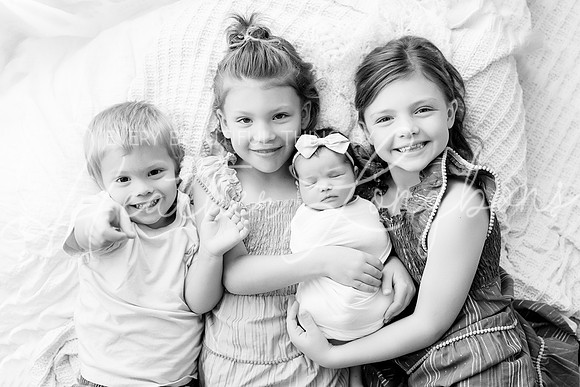 Emery Newborn-49BW