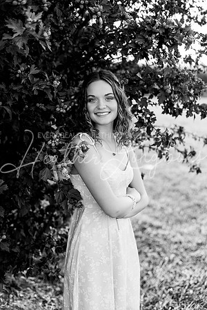 Mackenzie Smith Senior-5BW