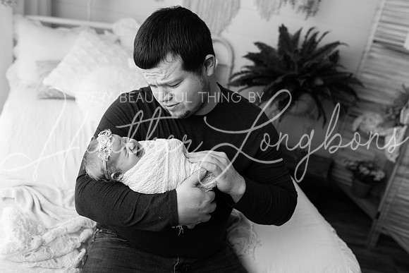 Ellaretta newborn-19BW