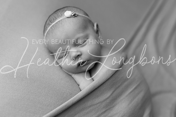 Johanna newborn-9BW