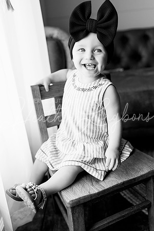 Adeline Cake Smash-6BW