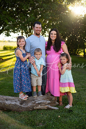 Tyler and Mackenzie Maternity 2024-3