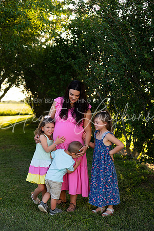 Tyler and Mackenzie Maternity 2024-27