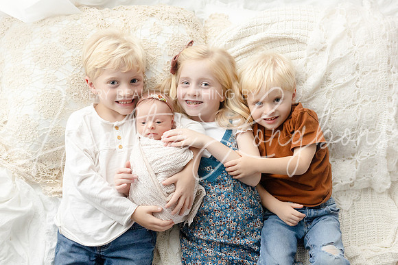 Harris Newborn-13