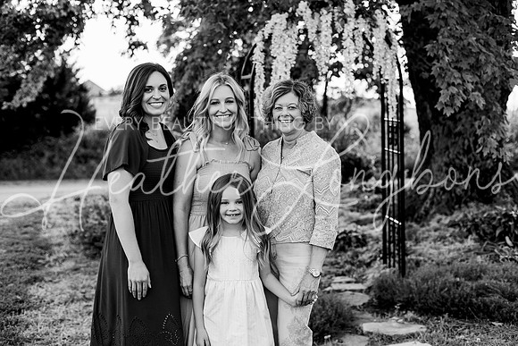 Holman Extended Family BW (123)