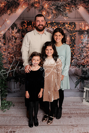 2024 Christmas Fewkes-21