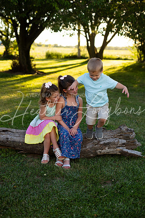 Tyler and Mackenzie Maternity 2024-7