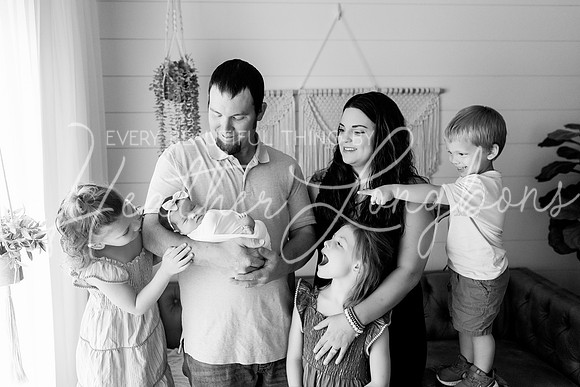 Emery Newborn-31BW