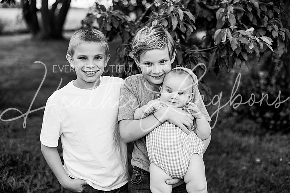Forrest 6 months + family photos-98BW