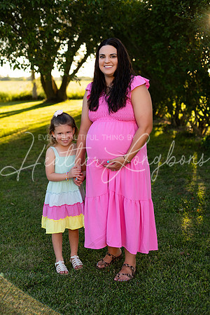 Tyler and Mackenzie Maternity 2024-38