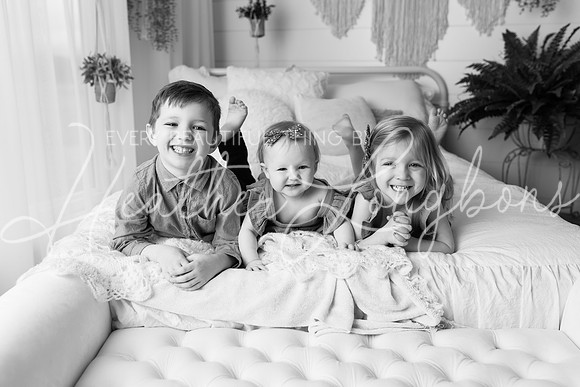 Harris Family-12BW