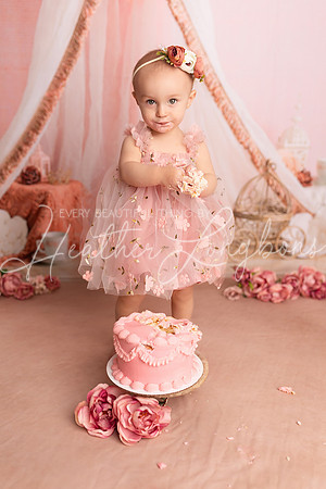 Adeline Cake Smash-15