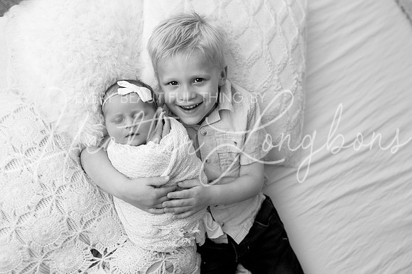 Colbie newborn-18BW